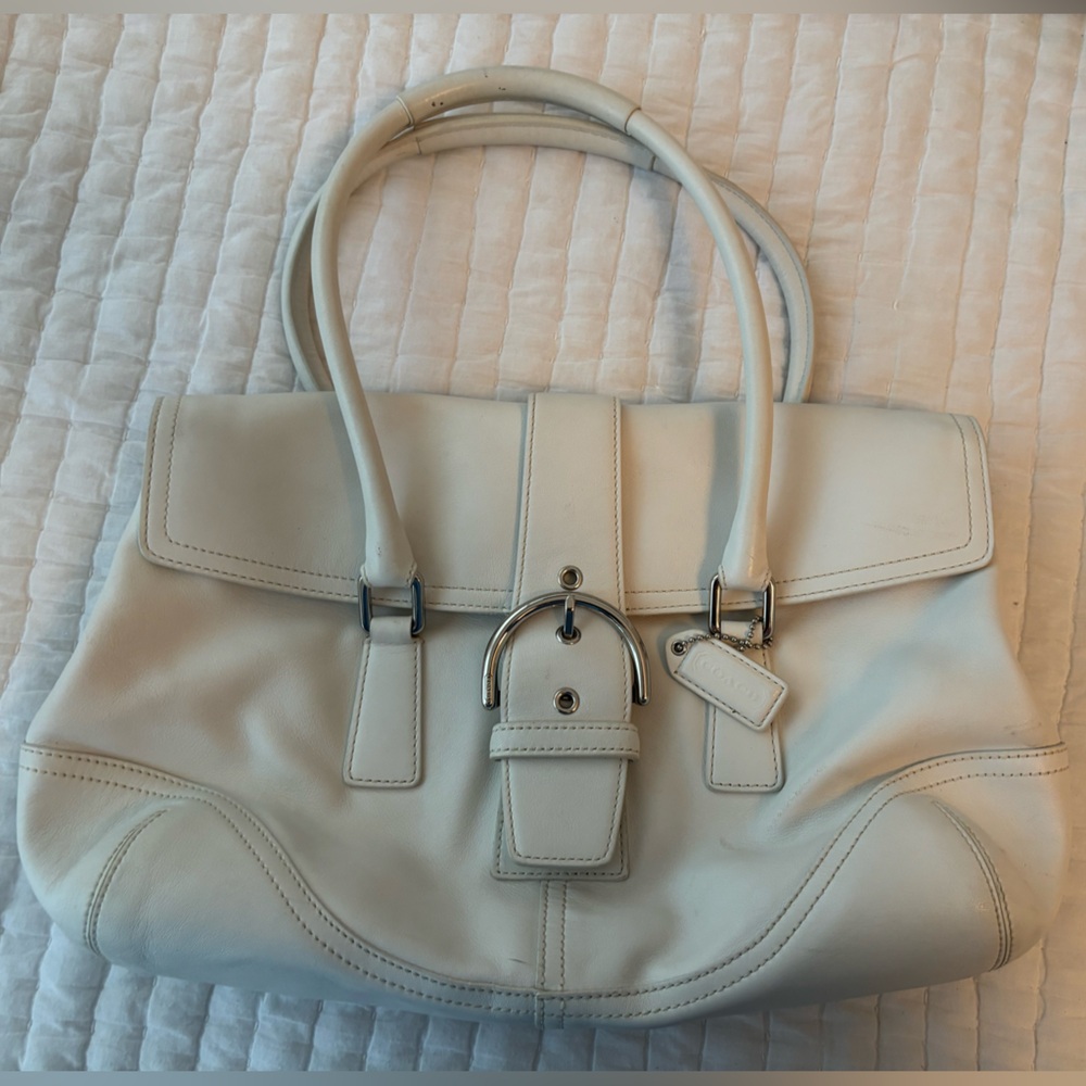 White cream vintage coach bag with monogram interior and matching card holder